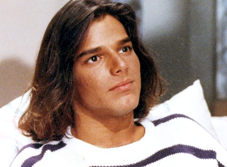 Ricky Martin Korban <i>Broken Home</i> dan 9 Fakta Lain 